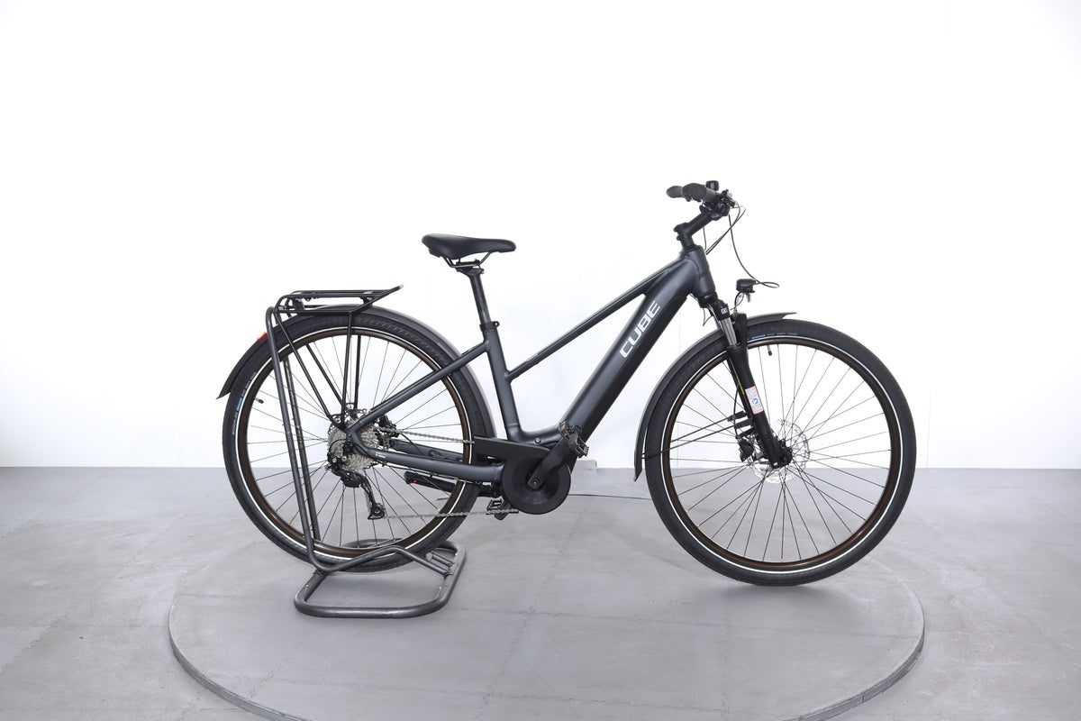 Cube Elektrische fiets Touring Hybride Een refurbished | Upway